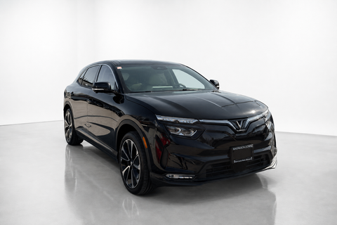 2023 VinFast VF 8 — view 4