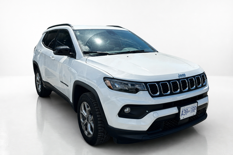 2025 Jeep Compass — view 3