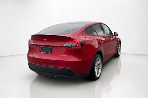 2023 Tesla Model Y — view 4