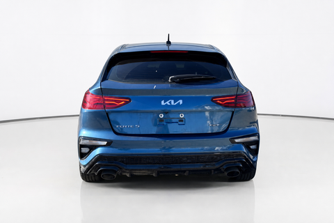2023 Kia Forte5 — view 3