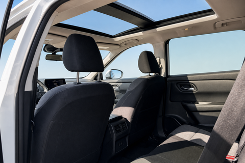 2024 Nissan Rogue — view 9
