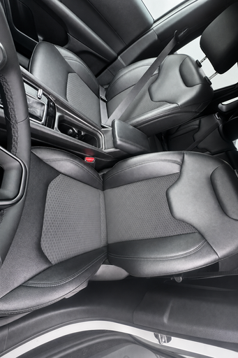 2025 Jeep Compass — view 8