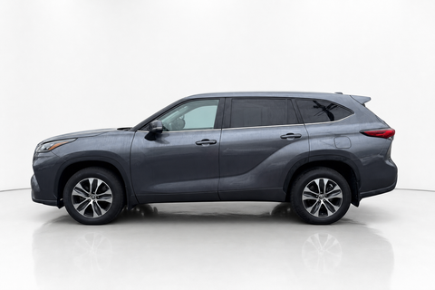 2023 Toyota Highlander — view 7