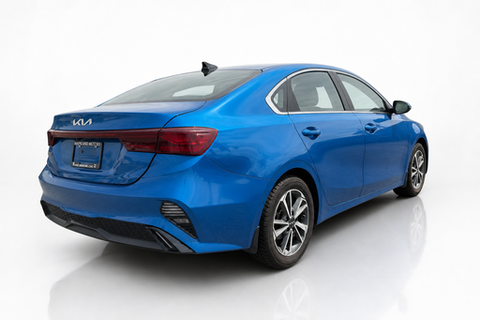 2023 Kia Forte — view 4