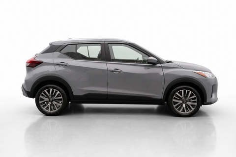 2024 Nissan Kicks — view 5