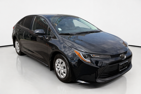 2023 Toyota Corolla — view 3