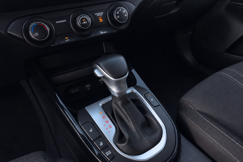 2023 Kia Forte — view 7