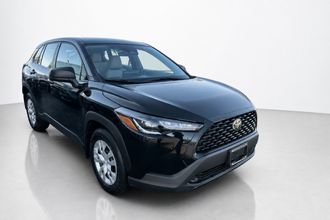 2023 Toyota Corolla Cross — view 2