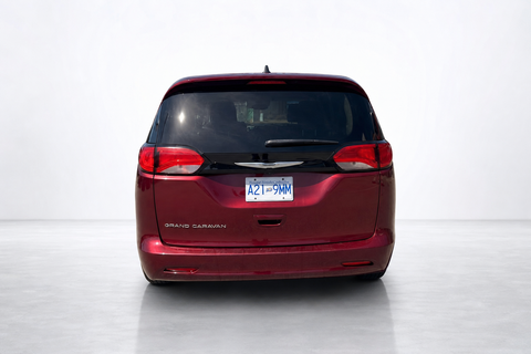 2023 Chrysler Grand Caravan — view 6