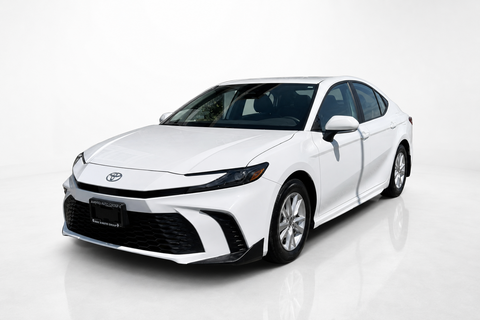 2025 Toyota Camry — view 1
