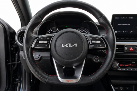 2023 Kia Forte5 — view 6