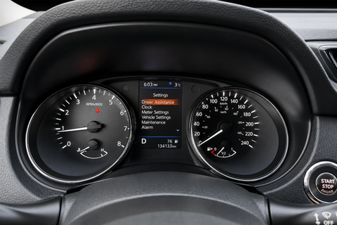 2020 Nissan Rogue — view 10