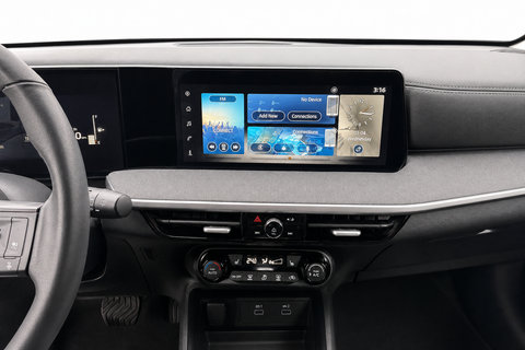 2025 Nissan Kicks — view 9