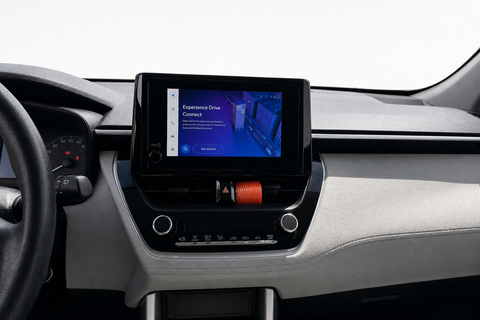 2023 Toyota Corolla Cross — view 10