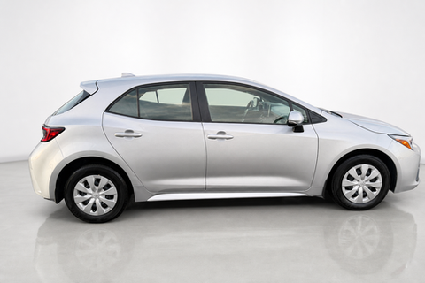 2024 Toyota Corolla 5-Door — view 2