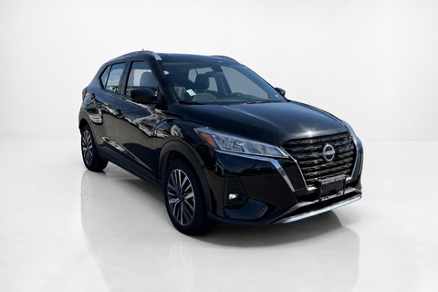 2024 Nissan Kicks — view 3