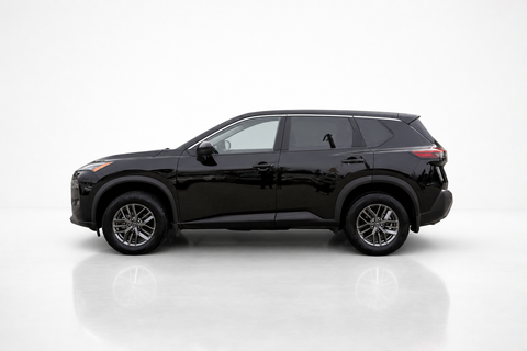 2023 Nissan Rogue — view 7