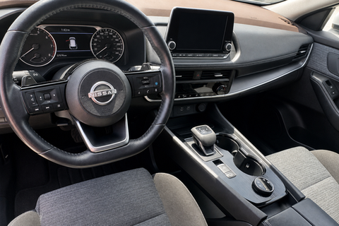 2023 Nissan Rogue — view 10