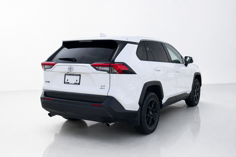2024 Toyota RAV4 — view 4