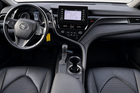 2021 Toyota Camry — view 12