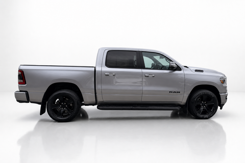 2023 RAM 1500 — view 4