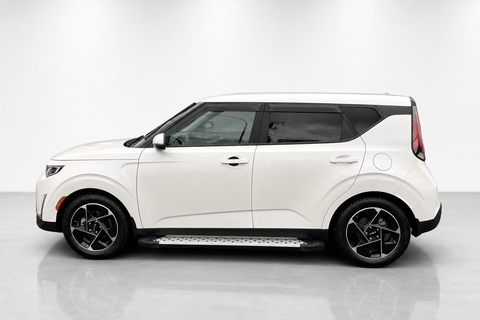 2024 Kia Soul — view 2
