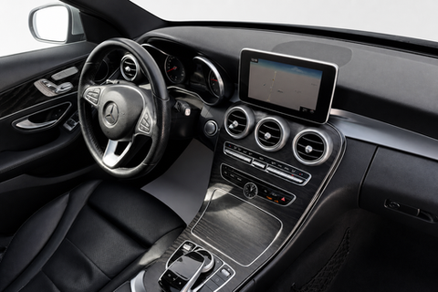 2018 Mercedes-Benz C-Class — view 11