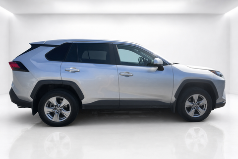 2022 Toyota RAV4 — view 4