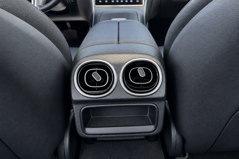 2024 Mercedes-Benz C-Class — view 10