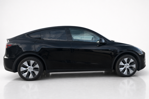 2022 Tesla Model Y — view 6