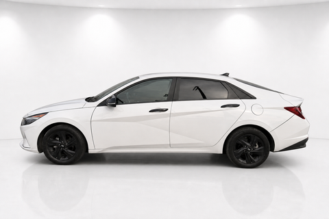 2022 Hyundai Elantra — view 6