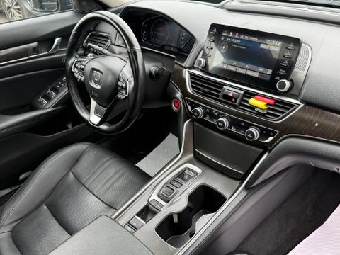 2019 Honda Accord — view 9