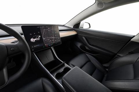2020 Tesla Model 3 — view 10