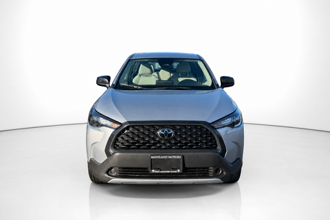 2024 Toyota Corolla Cross — view 2