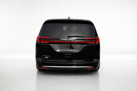 2023 Chrysler Pacifica — view 6