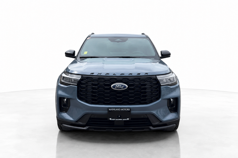 2025 Ford Explorer — view 3