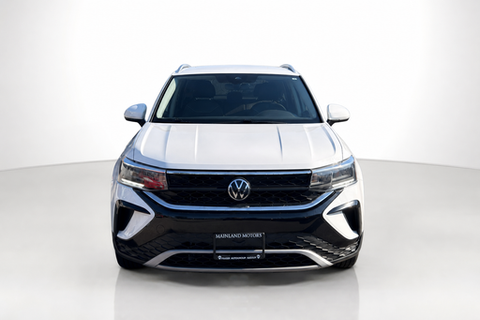 2024 Volkswagen Taos — view 2