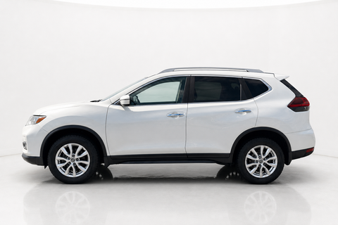 2018 Nissan Rogue — view 7