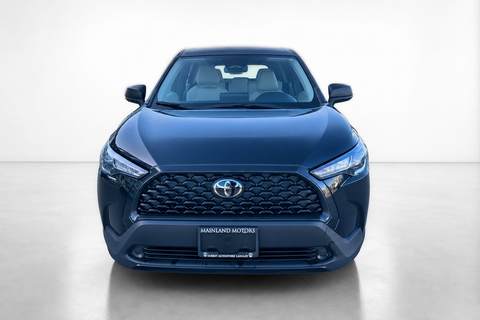 2023 Toyota Corolla Cross — view 3