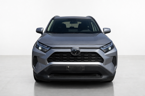 2022 Toyota RAV4 — view 3