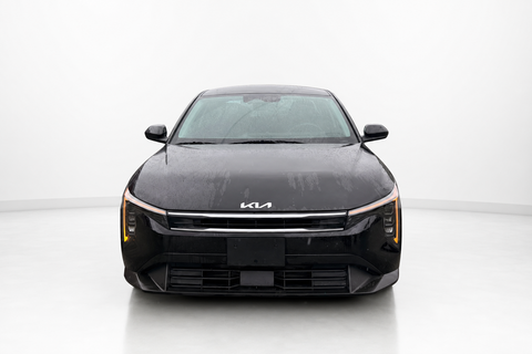 2025 Kia K4 — view 2