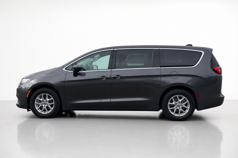 2023 CHRYSLER Grand Caravan — view 7
