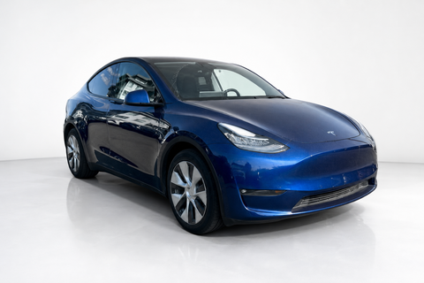 2021 Tesla Model Y — view 3