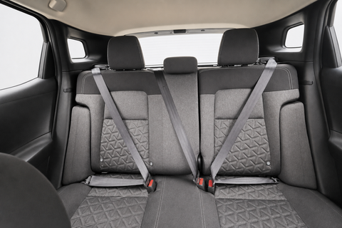 2025 Nissan Kicks — view 8