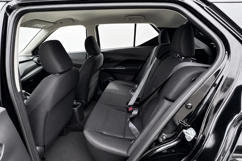 2024 Nissan Kicks — view 9