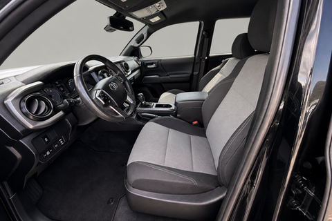 2023 Toyota Tacoma — view 11