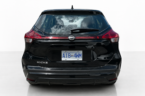 2025 Nissan Kicks — view 4