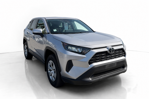 2024 Toyota RAV4 — view 3