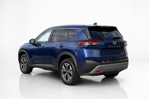 2023 Nissan Rogue — view 7