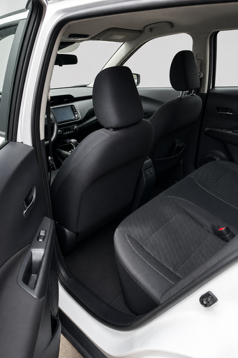 2024 Nissan Kicks — view 7
